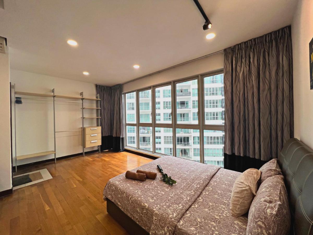 Regalia Residence The Sky Pool Suite Kuala Lumpur Exterior foto
